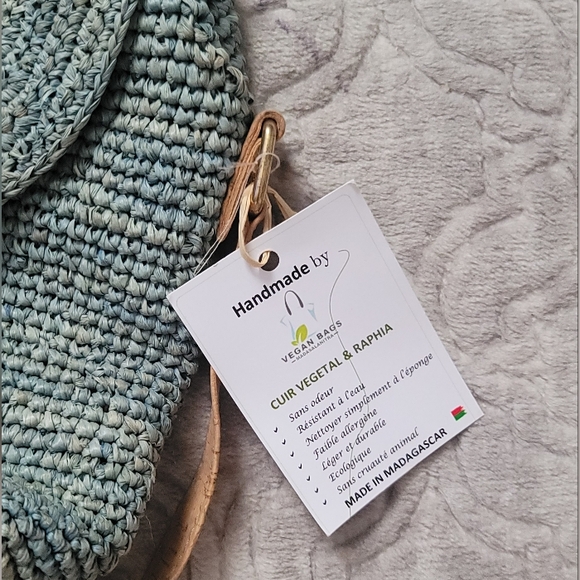 Vegan cork and raphia shoulder purse - Picture 6 of 10